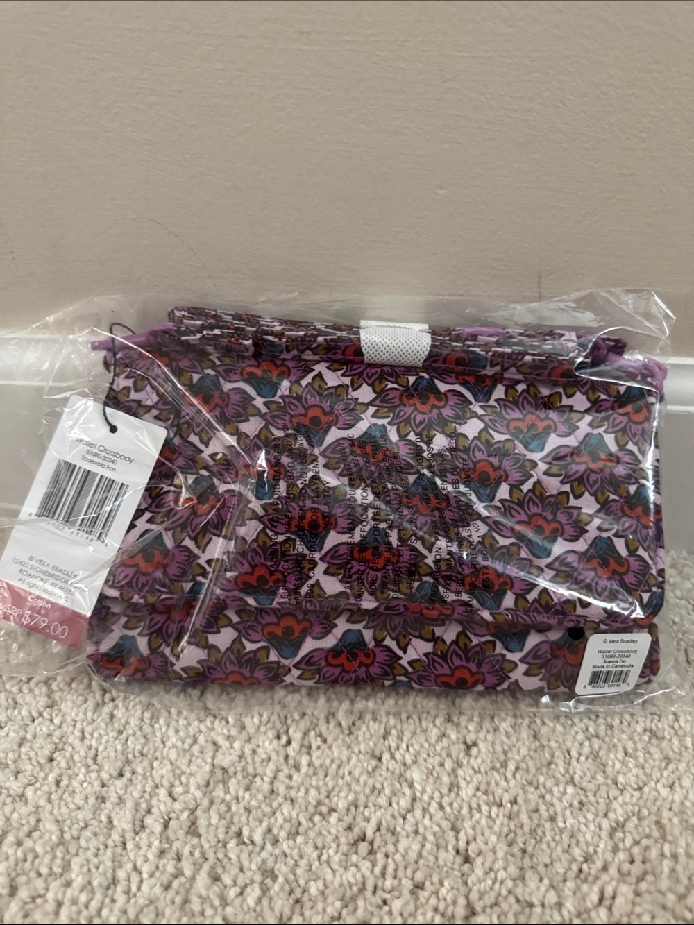 Vera Bradley wallet crossbody Scaevola  Fan & Bag Charm for Airpods